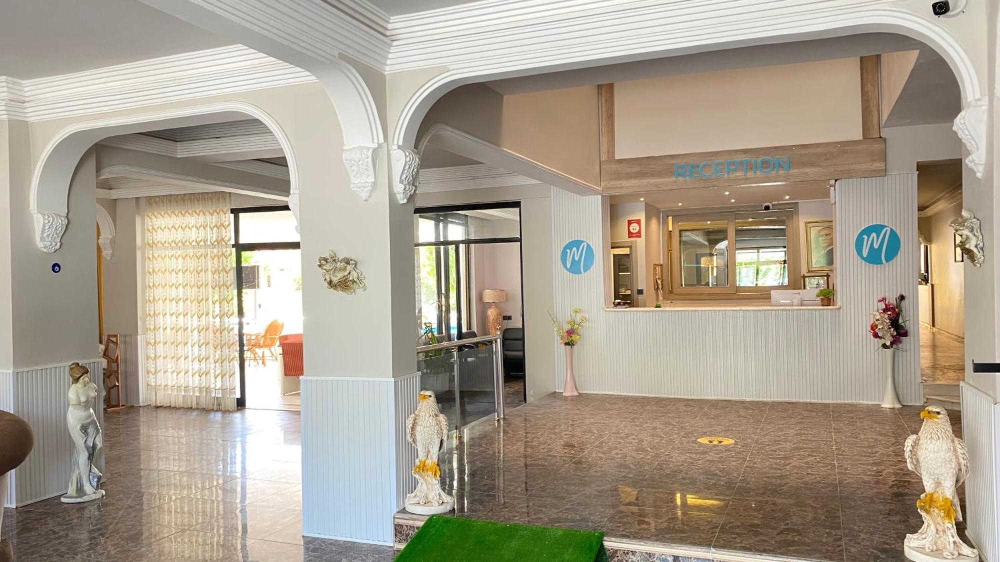 Medos Beach Hotel Kuşadası Exterior photo